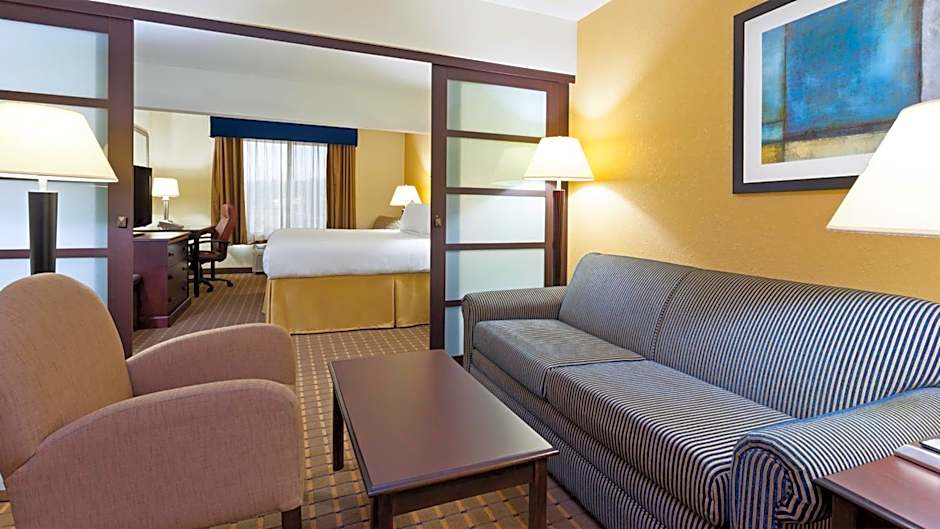 Holiday Inn Express and Suites Allentown West By IHG