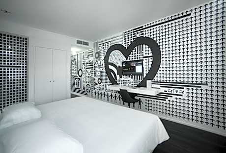 Double or Twin Room River View