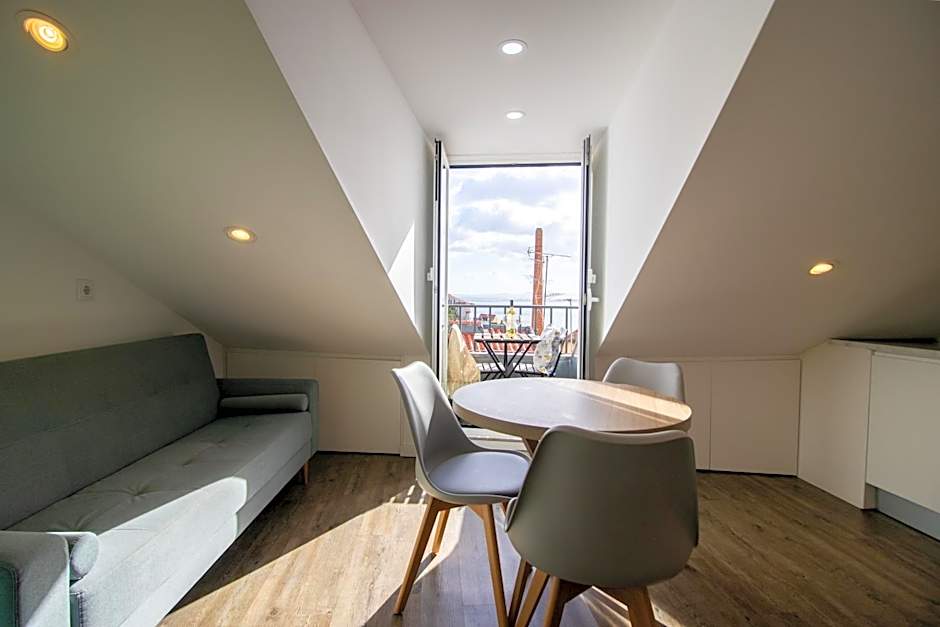 Loios Studios and Apartments