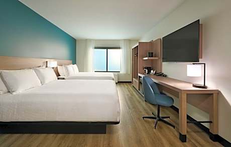 Queen Room with Two Queen Beds and Oceanfront View