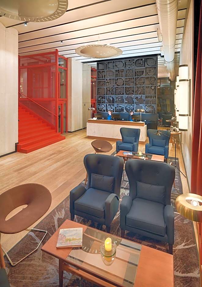 H10 Puerta de Alcala