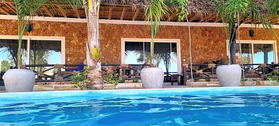 Salama & Mbuyuni Bungalows