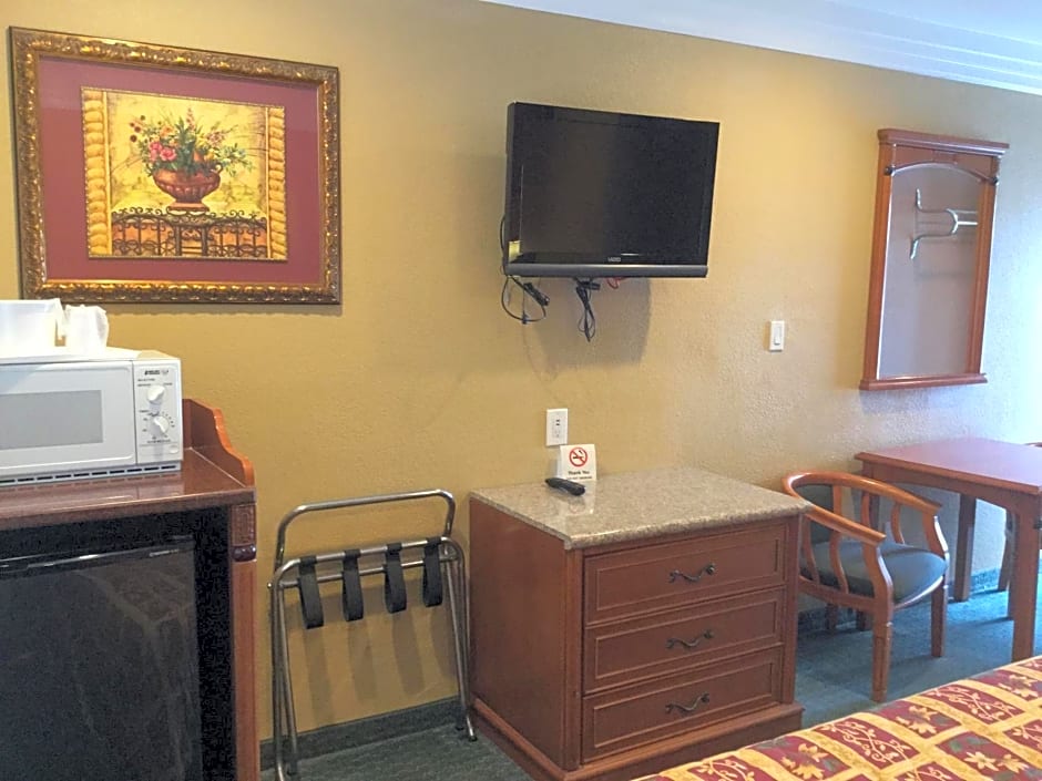 Beverly Inn