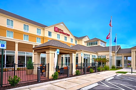 Hilton Garden Inn and Fayetteville Convention Center