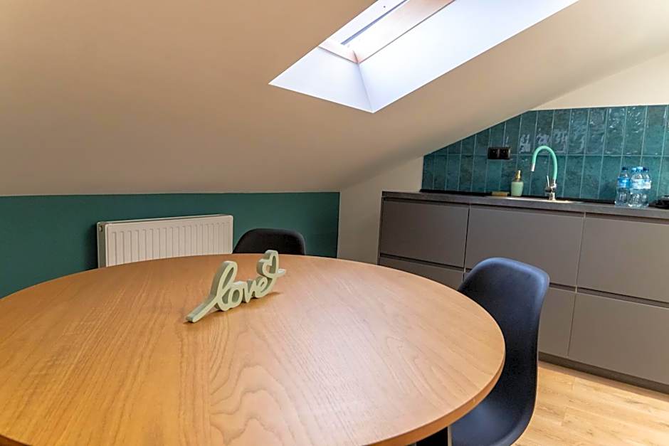 Uroczy, przytulny apartament poddasze