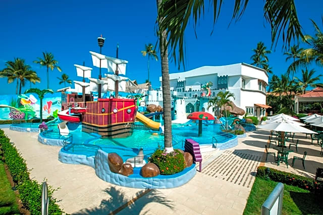 Crown Paradise Club Puerto Vallarta All Inclusive