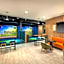 Hilton Indianapolis Hotel & Suites