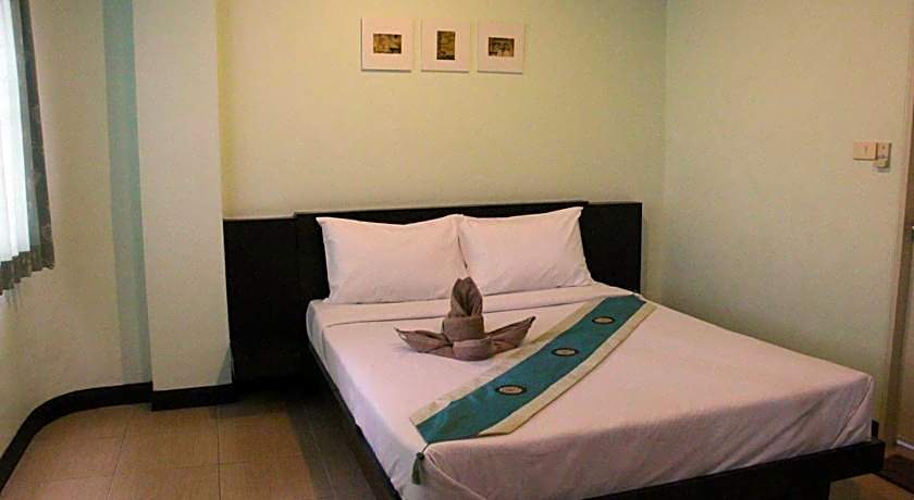 Bann Vor Sumongkol Services Apartment