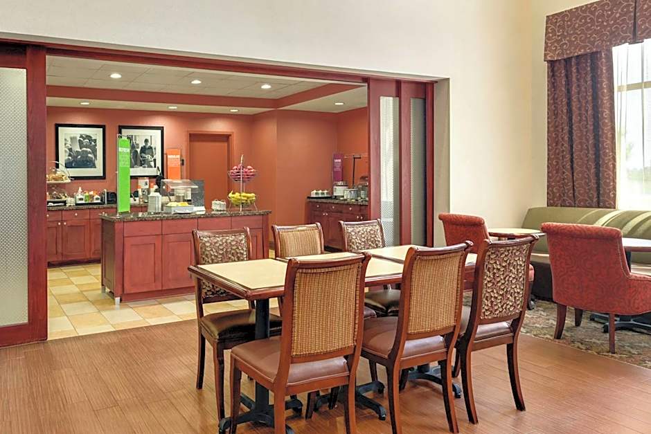 Hampton Inn By Hilton & Suites Prattville