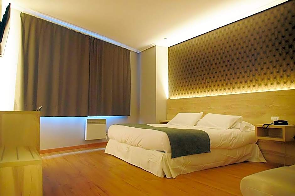 Hospedium Hotel La Marina Costa da Morte