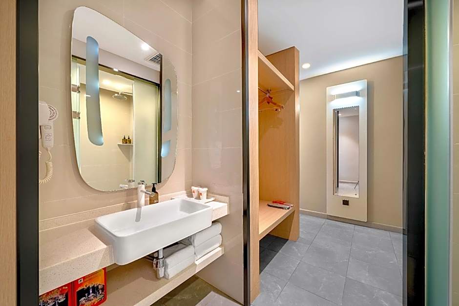 Ibis Harbin Songbei Wanda City Hotel