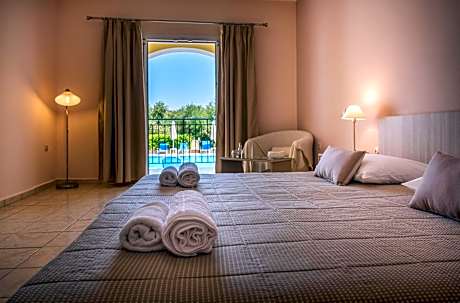 Double or Twin Room with Pool View