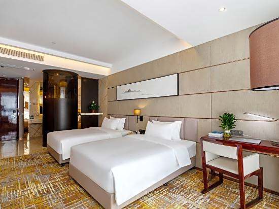 Jinyue Hotel (Guangzhou Baiyun Railway Station International Unit Branch)