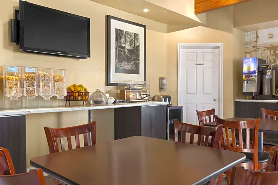 Saskatoon Thriftlodge