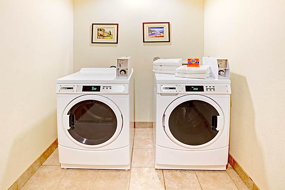 Scottish Inns and Suites - La Porte
