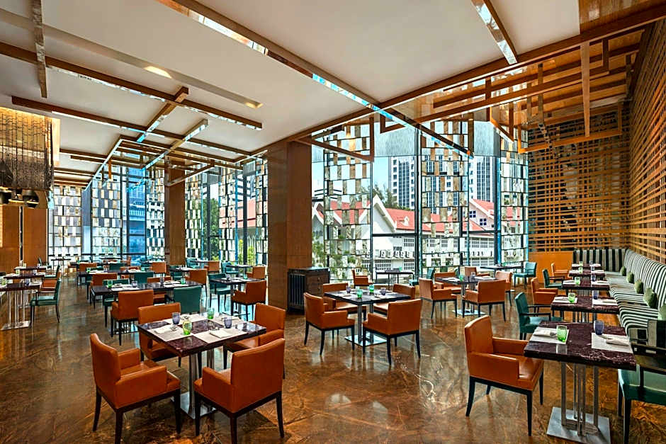 Renaissance by Marriott Bangkok Ratchaprasong Hotel