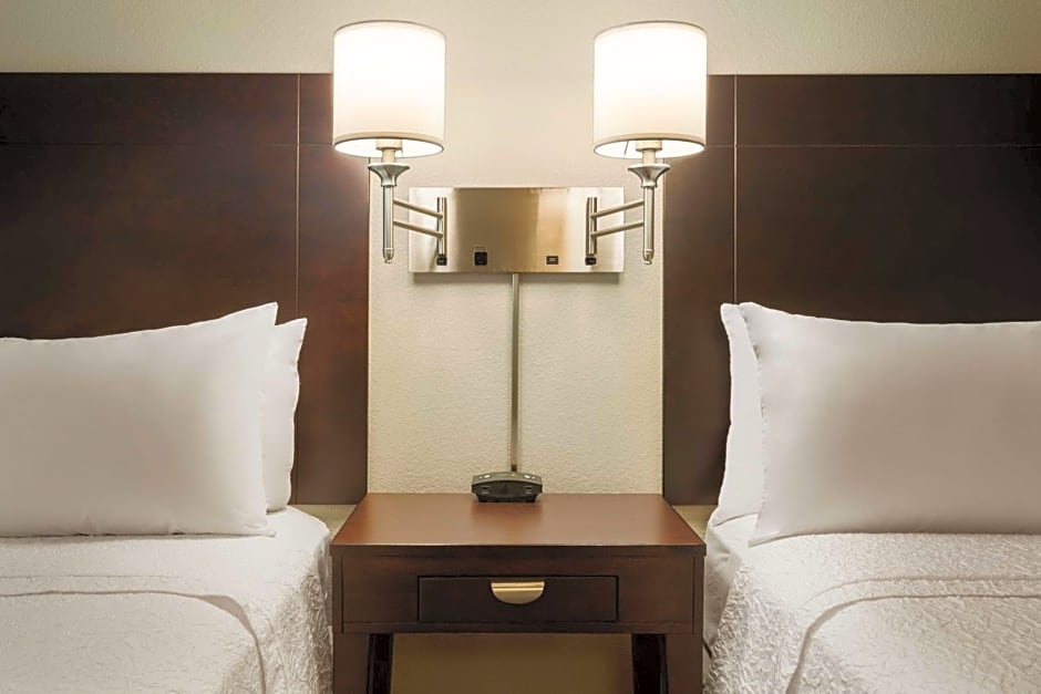 Hampton Inn By Hilton & Suites Phoenix Glendale-Westgate