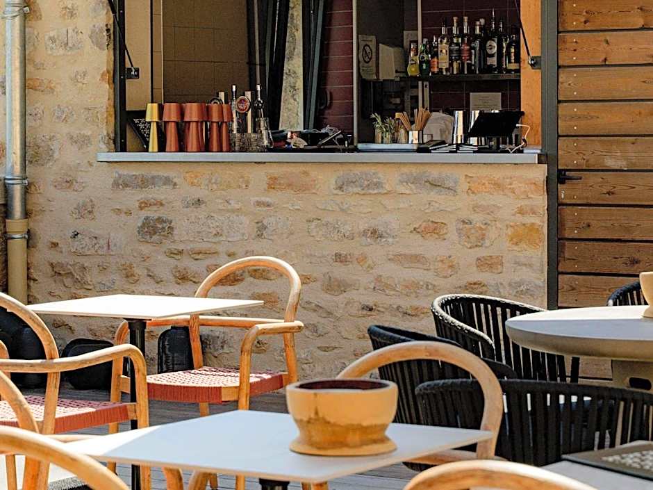 Hôtel Fort St Laurent Lyon - Handwritten Collection