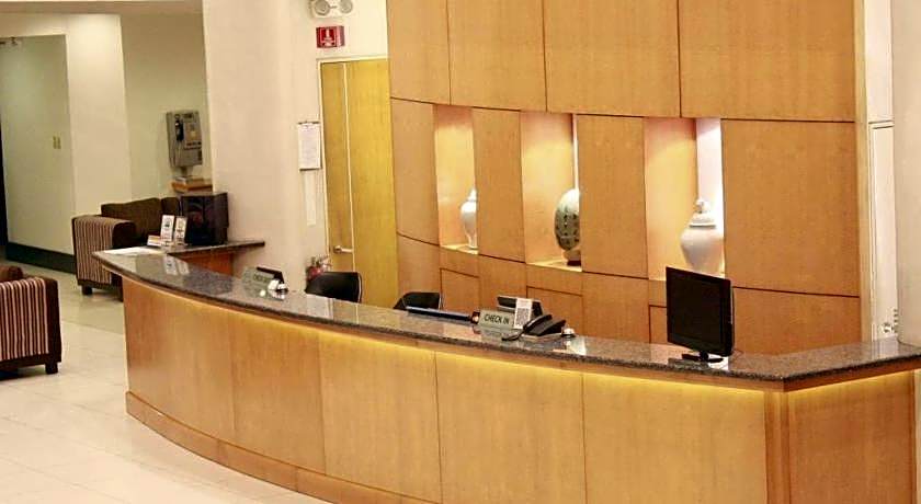 Hotel Supreme Convention Plaza