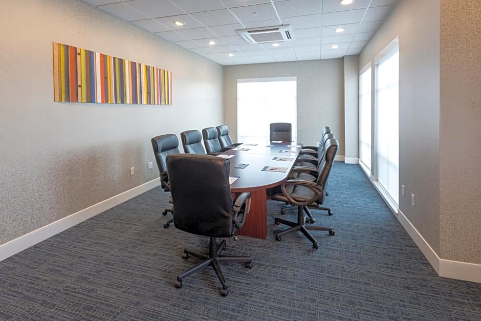 Holiday Inn Express & Suites Seattle South - Tukwila By IHG
