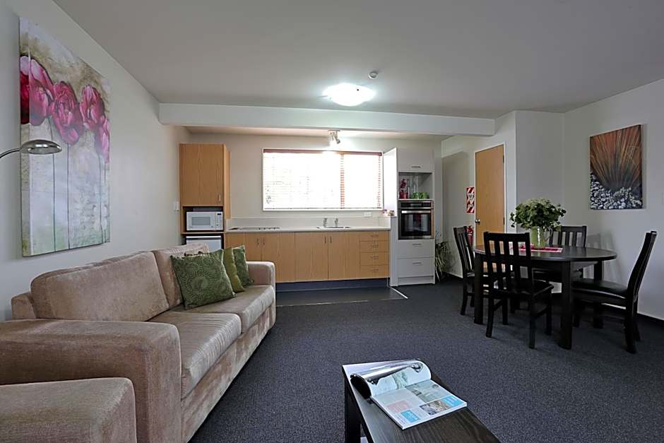 Homestead Villa Motel