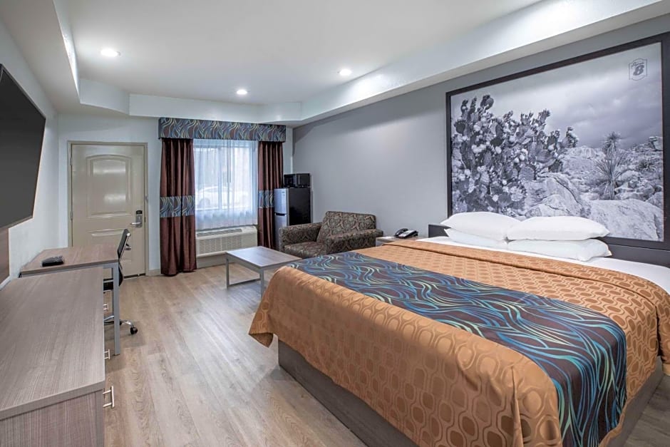 Super 8 by Wyndham Humble/Houston