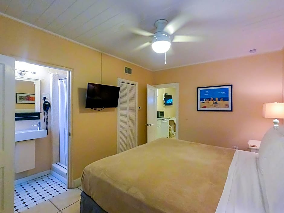 Haley's at Anna Maria Island Inn