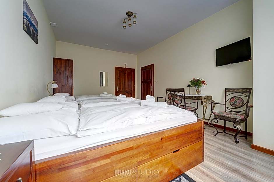 Pensjonat EDEN Maniowy