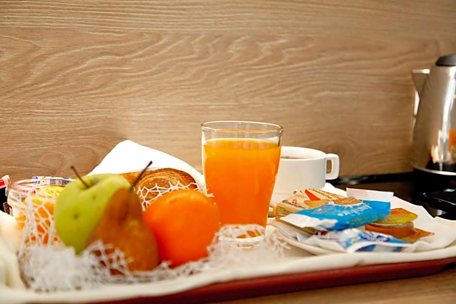 Hotel Majorca sul Mare in centro a Riccione con Area Fitness