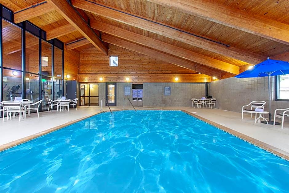 AmericInn by Wyndham Mankato Event Center