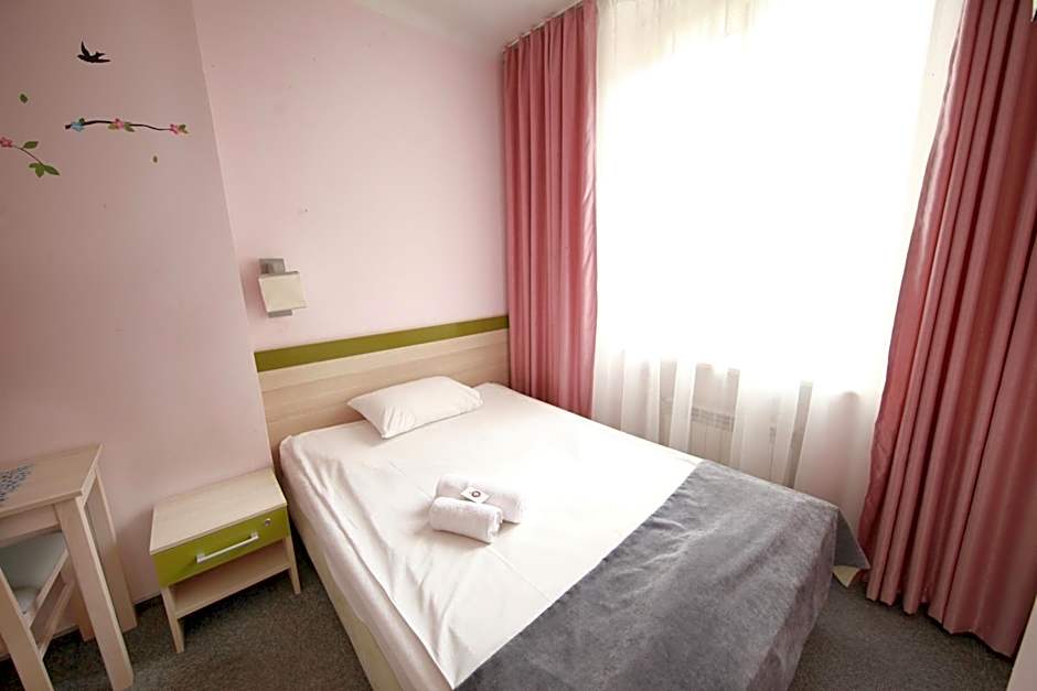 eMKa Hostel