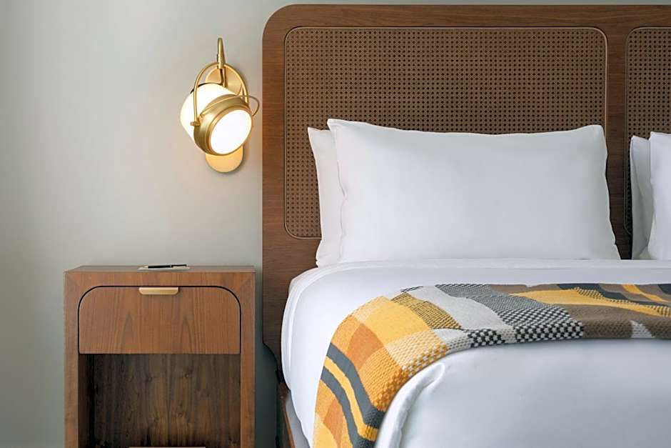 Asher Adams, Autograph Collection