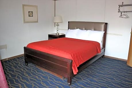 Standard Single Room with Shower