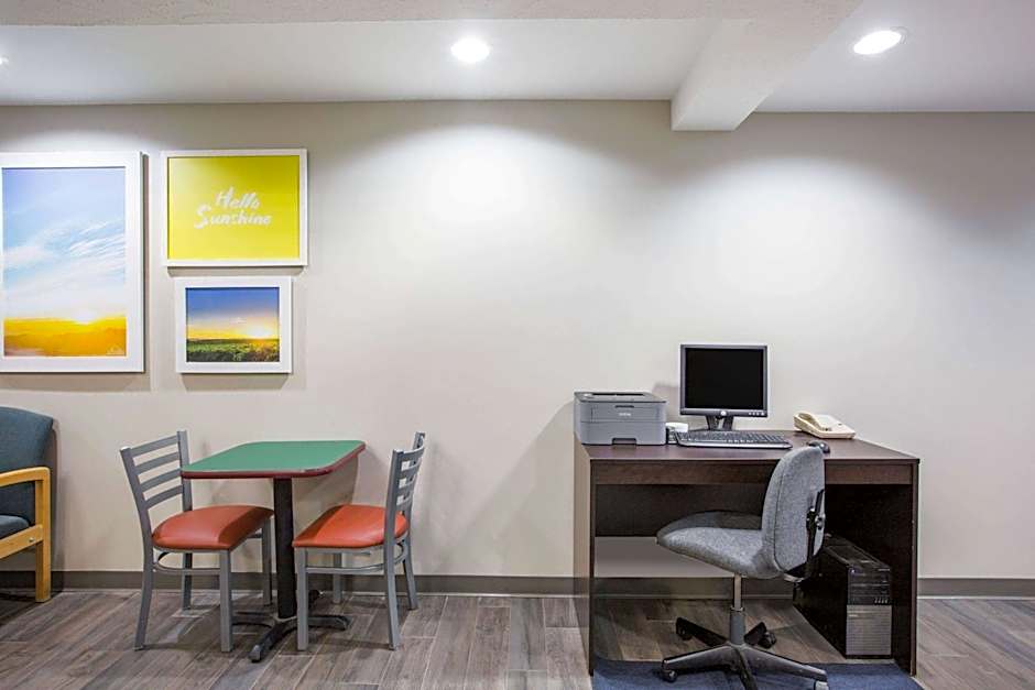 Days Inn by Wyndham Hays