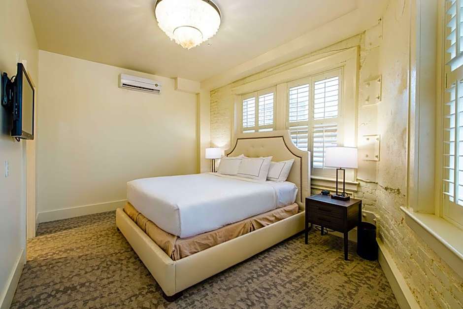 Hotel Florence, Tapestry Collection by Hilton