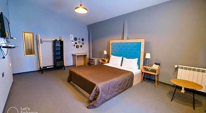 Maestro Hotel