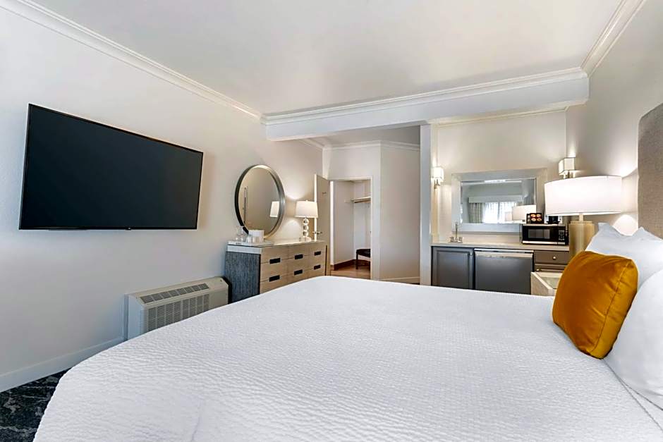 Best Western Plus Novato Oaks Inn