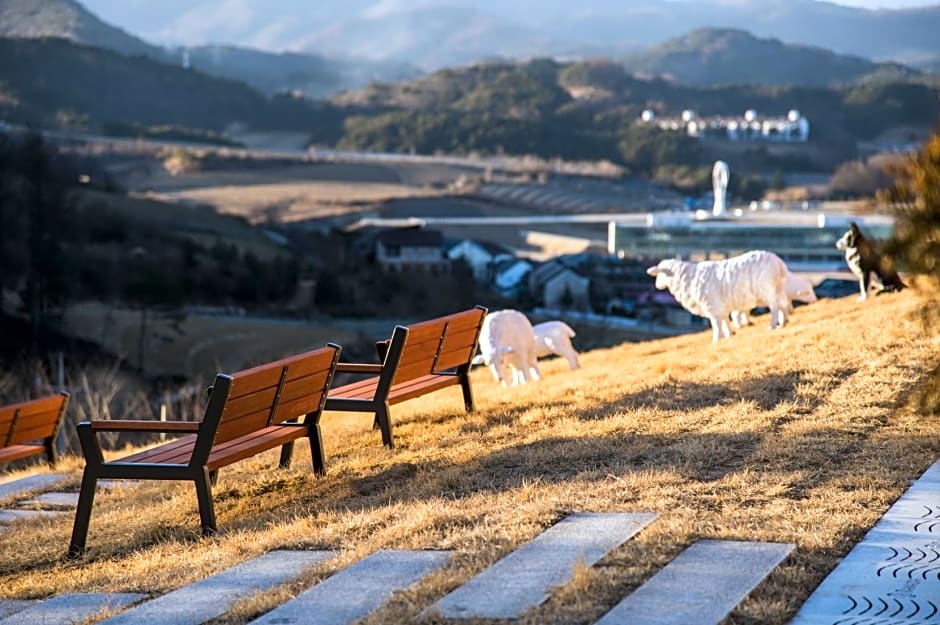 Ramada Hotel & Suites Gangwon PyeongChang