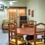 Suites del Sol Hotel & Apartments