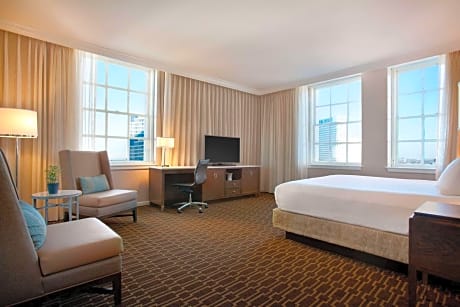Corner King Room