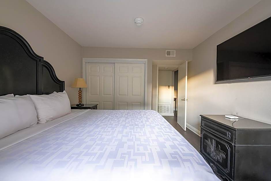 French Quarter Suites Hotel