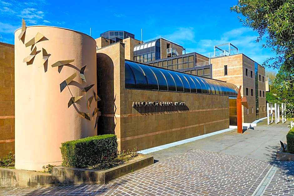 Albornoz Palace Hotel