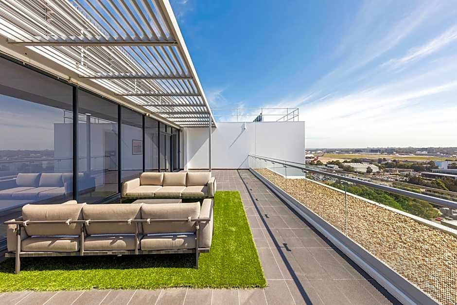 Meriton Suites Mascot Central