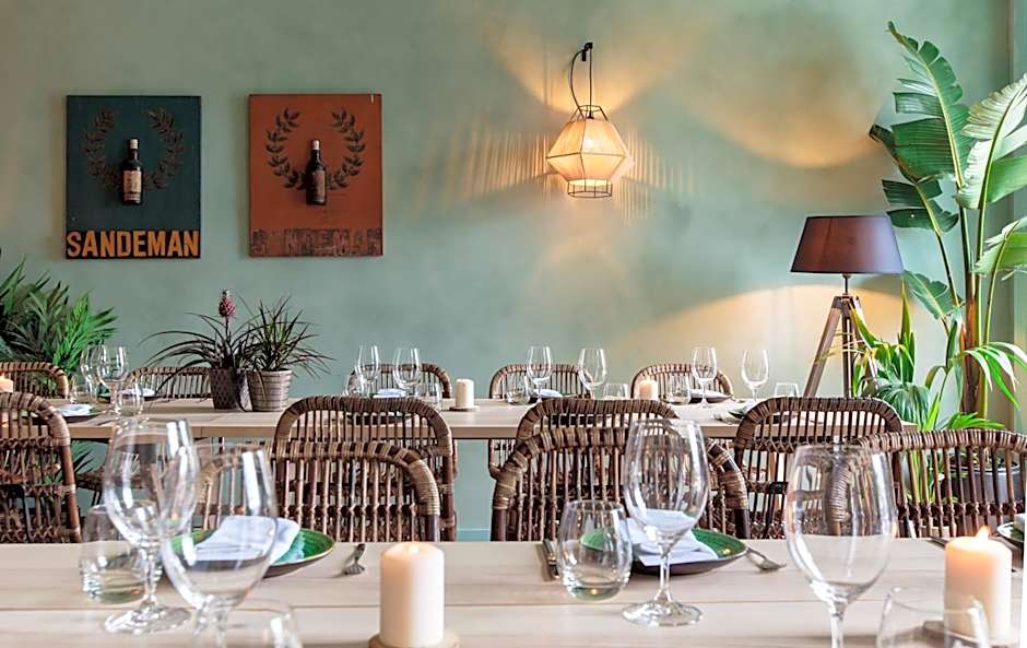 The House of Sandeman - Hostel & Suites