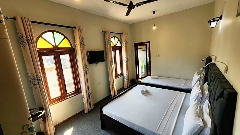 Rumaisa Hotel