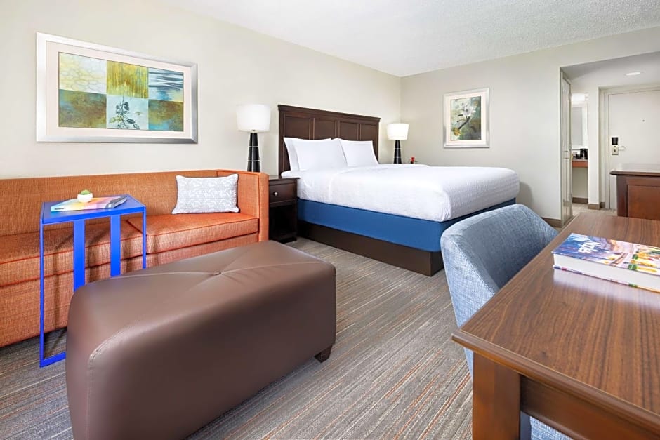 Hampton Inn By Hilton Naples-Central, Fl