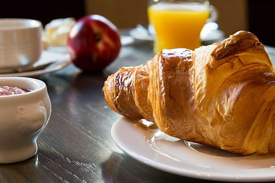 The Originals City, Hôtel Le Coeur d'Or, Sedan Est