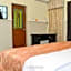 COZY SUITES