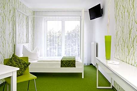 Studio Apartment Single