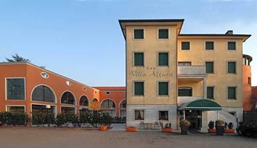 Hotel Villa Altura